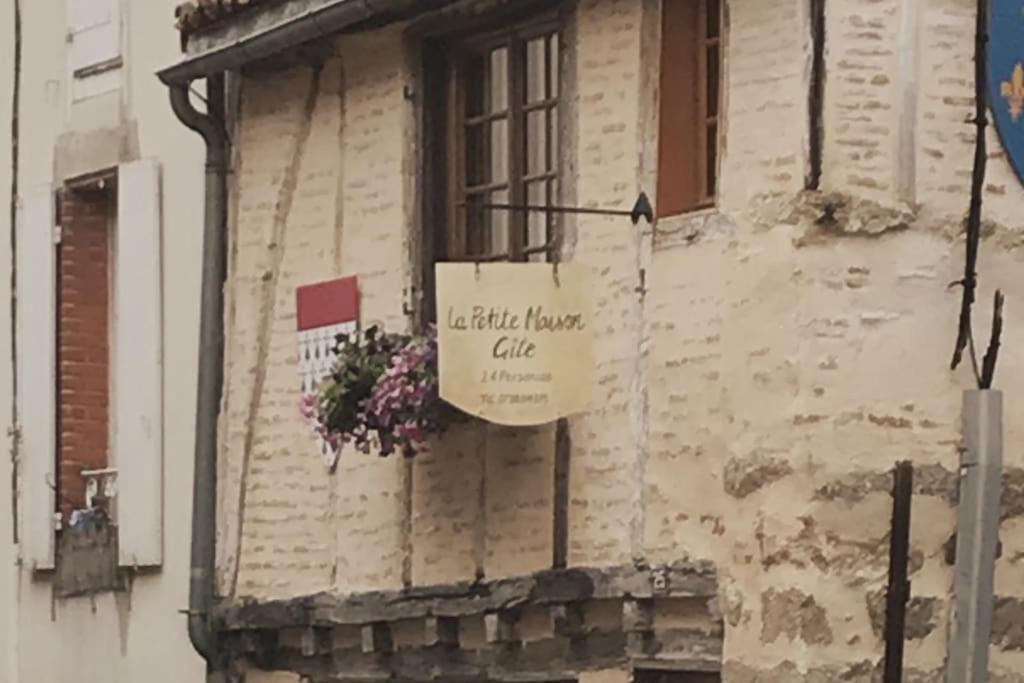 Petite Maison Medievale Партене Экстерьер фото